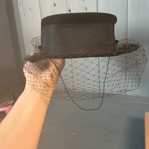 Vintage Liz Claiborne Black Veiled Wool Felt Topper Hat